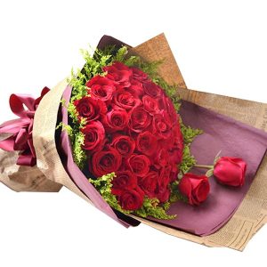 باقة الجريدة الحمراء الكبيرة