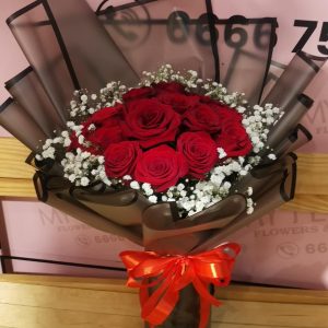 Classic red rose bouquet