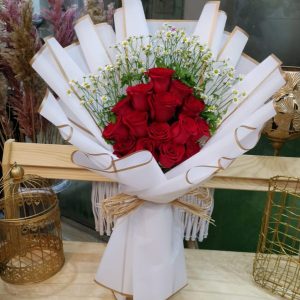 Romantic red rose bouquet